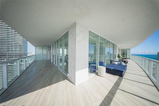 450 Alton Road 3301, Miami Beach, FL 33139