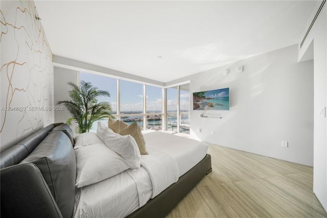 450 Alton Road 3301, Miami Beach, FL 33139
