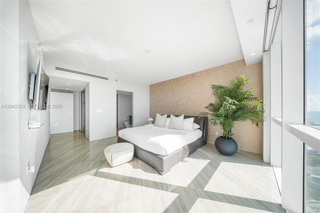 450 Alton Road 3301, Miami Beach, FL 33139