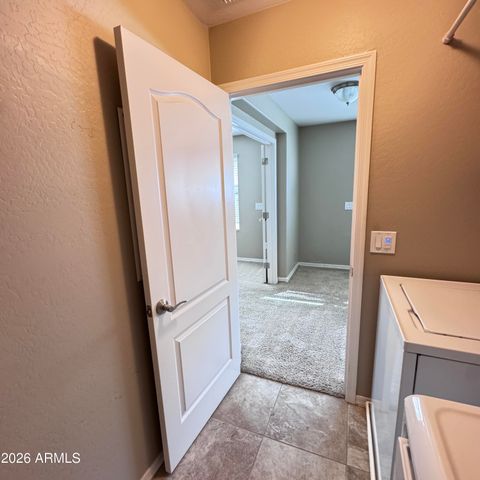 1077 S REBER Avenue, Gilbert, AZ 85296