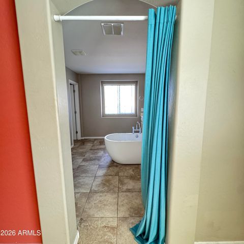 1077 S REBER Avenue, Gilbert, AZ 85296