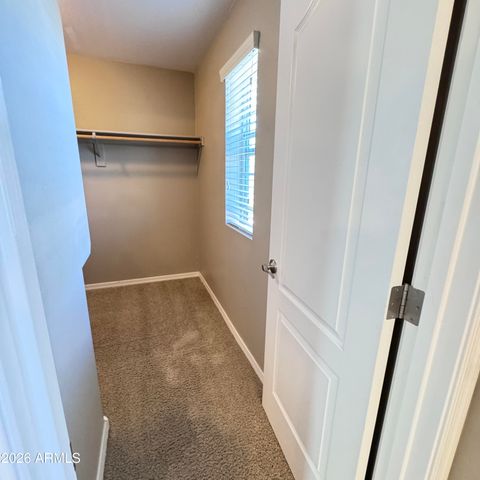 1077 S REBER Avenue, Gilbert, AZ 85296