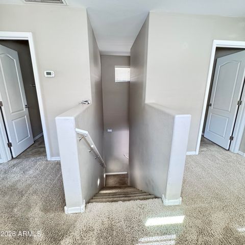 1077 S REBER Avenue, Gilbert, AZ 85296