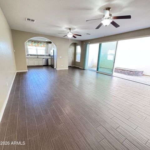 1077 S REBER Avenue, Gilbert, AZ 85296