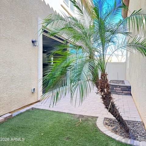 1077 S REBER Avenue, Gilbert, AZ 85296