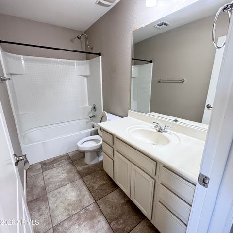 1077 S REBER Avenue, Gilbert, AZ 85296