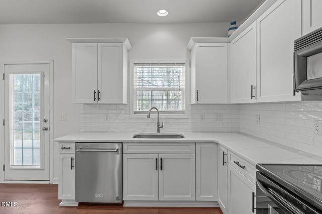 104 Minnifer Court, Apex, NC 27539