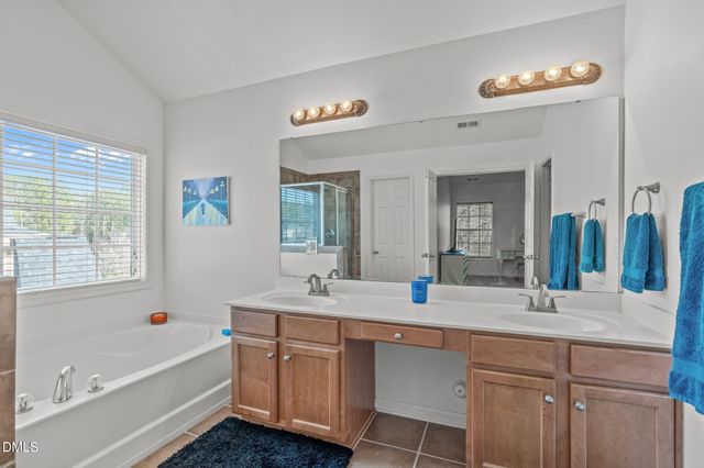 104 Minnifer Court, Apex, NC 27539