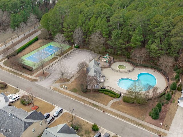 104 Minnifer Court, Apex, NC 27539