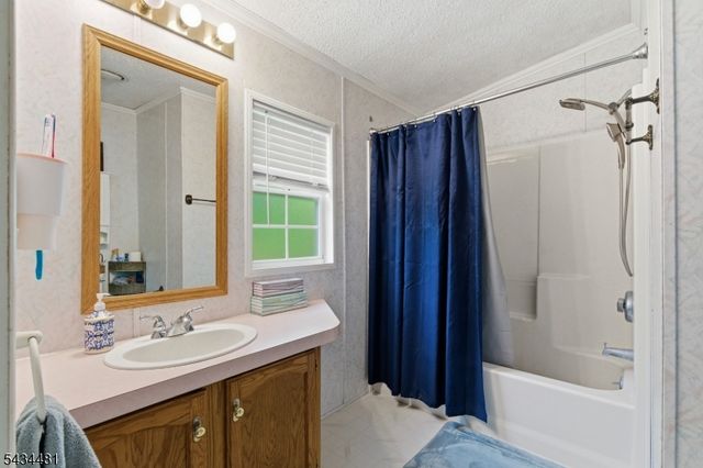 11 Fox Run, Montague Twp., NJ 07827