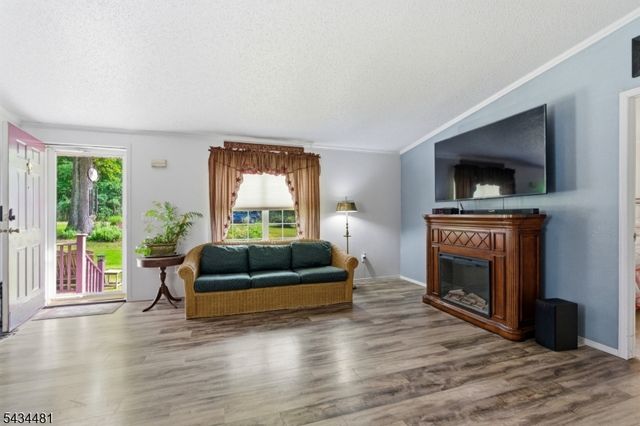 11 Fox Run, Montague Twp., NJ 07827