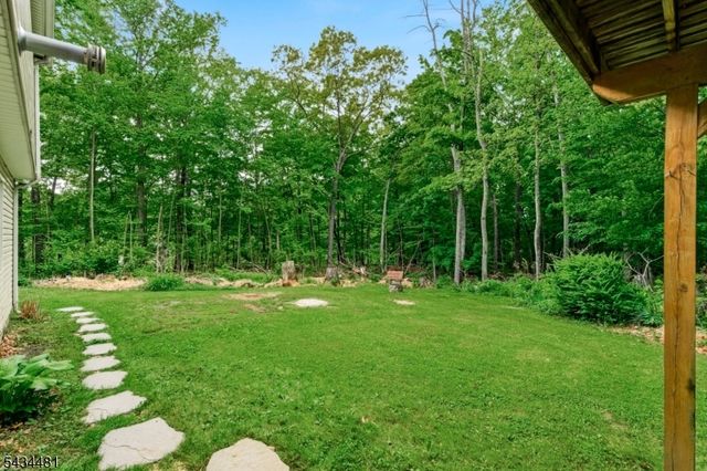 11 Fox Run, Montague Twp., NJ 07827