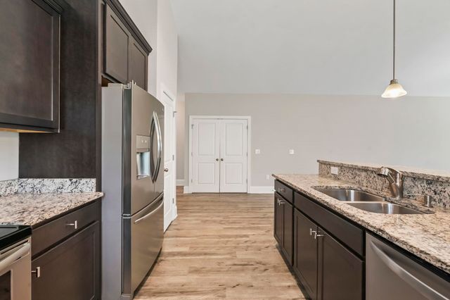 1616 Palmetto Palm Dr., Myrtle Beach, SC 29579