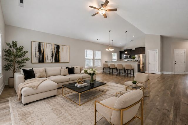 1616 Palmetto Palm Dr., Myrtle Beach, SC 29579