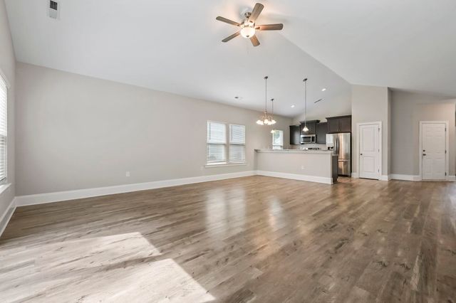 1616 Palmetto Palm Dr., Myrtle Beach, SC 29579