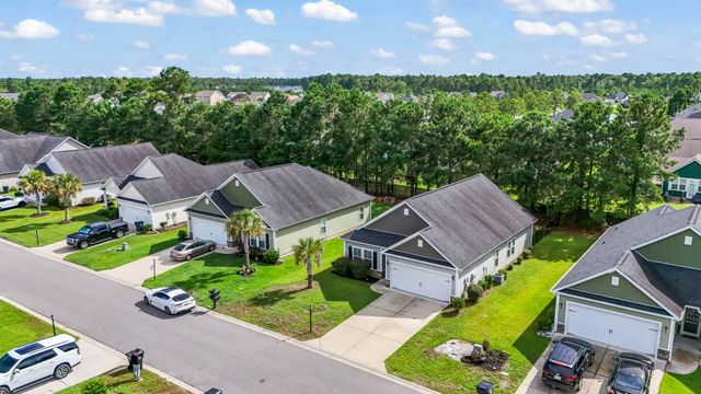 1616 Palmetto Palm Dr., Myrtle Beach, SC 29579