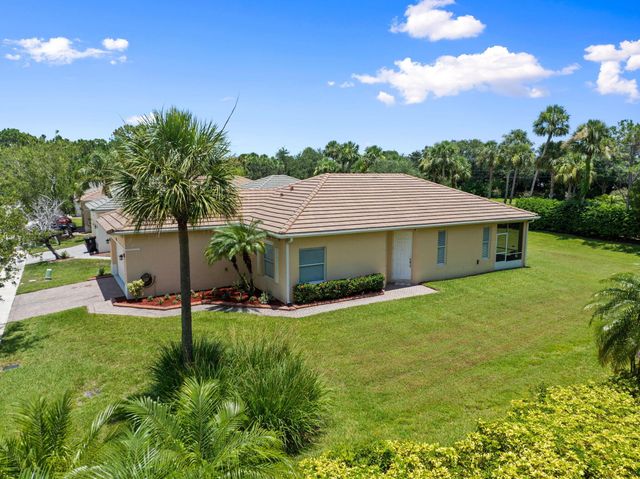 213 SW Deleon Springs Drive, Port St Lucie, FL 34986