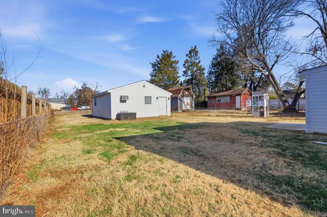 188 HOLDEN DR, Manassas Park, VA 20111