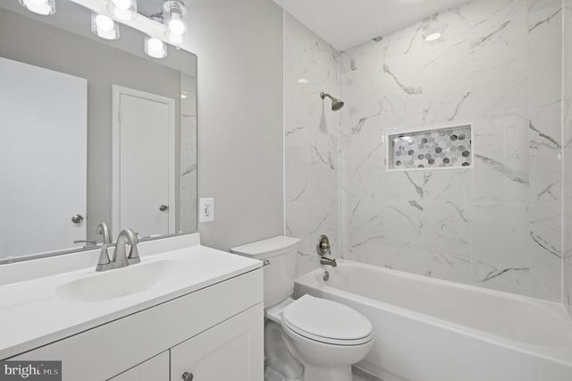 188 HOLDEN DR, Manassas Park, VA 20111