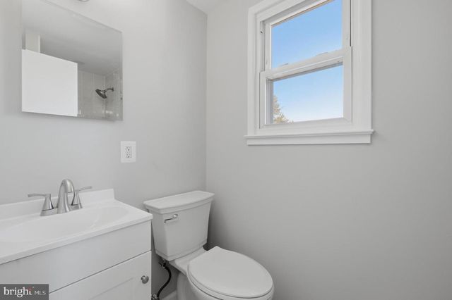 188 HOLDEN DR, Manassas Park, VA 20111