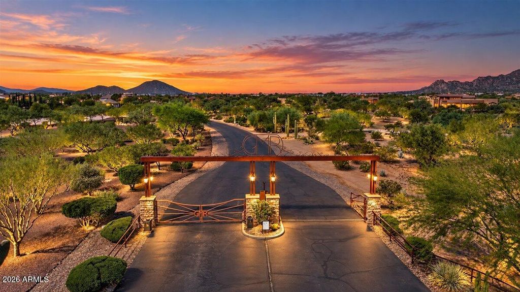 14038 E WINDSTONE Court 27, Scottsdale, AZ 85262 — exterior