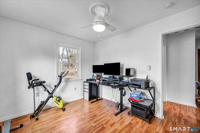 90 West Side Drive, Hamden, CT 06514