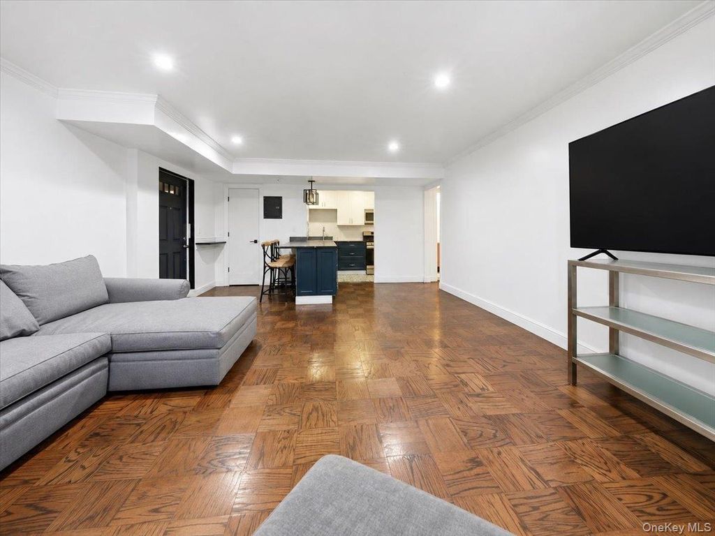 330 Central Park Avenue F12, Scarsdale, NY 10583 — photo 2