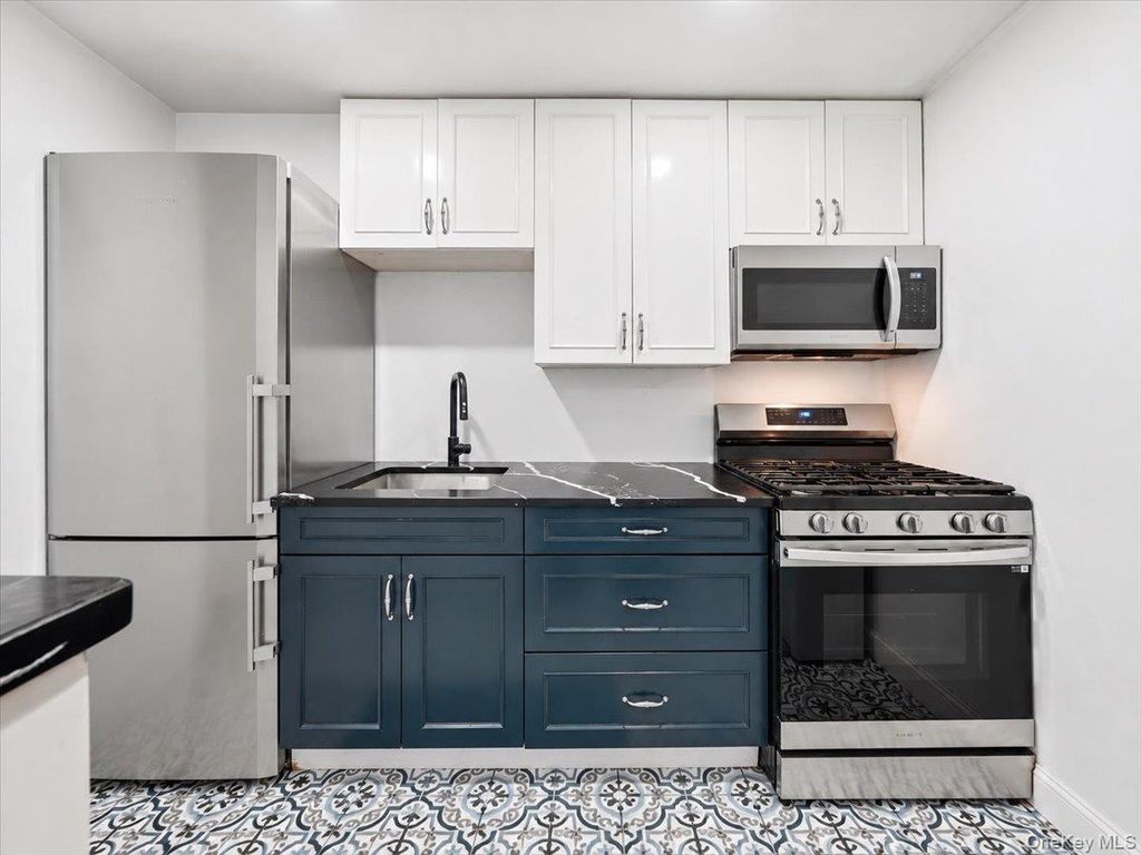 330 Central Park Avenue F12, Scarsdale, NY 10583 — photo 5