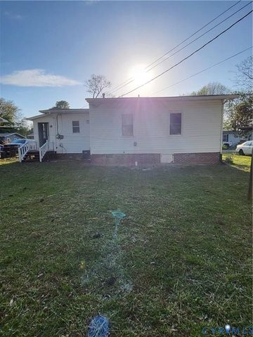 107 S 5th Ave, Hopewell, VA 23860