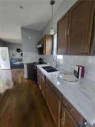 107 S 5th Ave, Hopewell, VA 23860