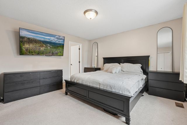 10780 Sailor Way, Woodbury, MN 55129