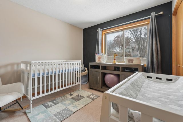 10780 Sailor Way, Woodbury, MN 55129