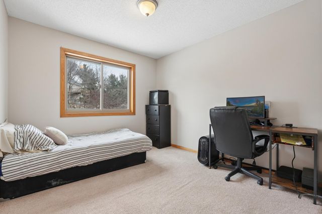 10780 Sailor Way, Woodbury, MN 55129