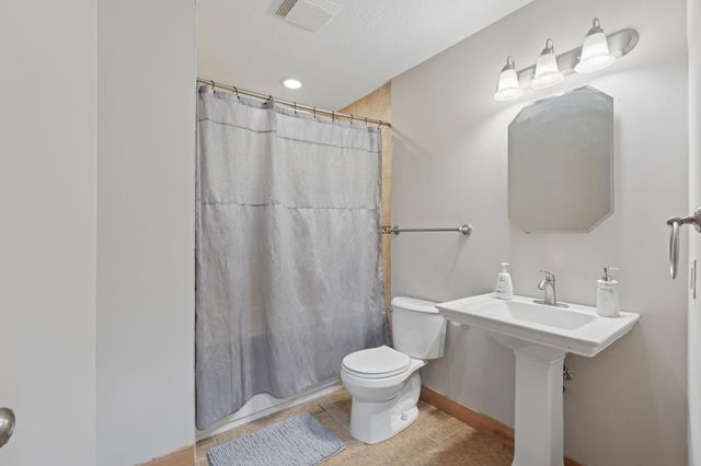 10780 Sailor Way, Woodbury, MN 55129