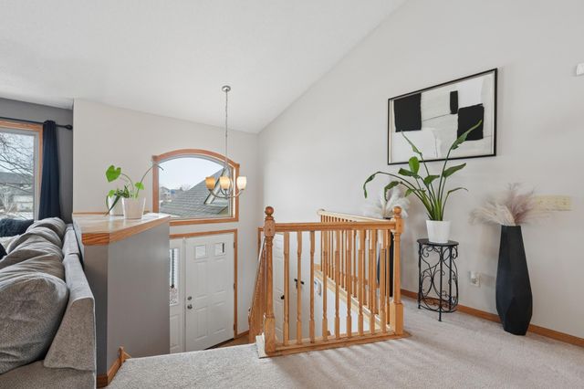 10780 Sailor Way, Woodbury, MN 55129