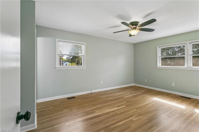 9 Rust ST, Hampton, VA 23664