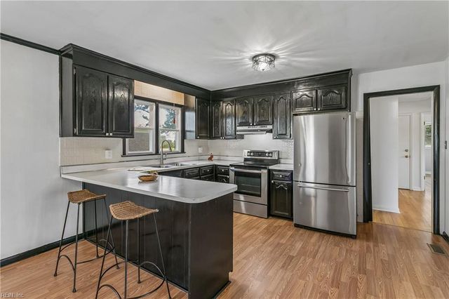 9 Rust ST, Hampton, VA 23664