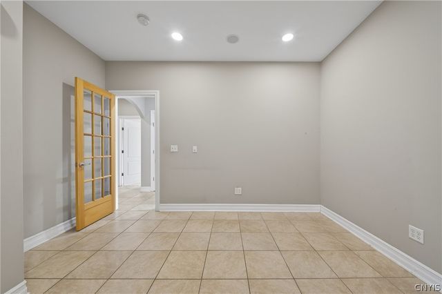 305 Lafayette Road, Syracuse, NY 13205