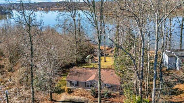 221 Lyman Lake Road, Lyman, SC 29365