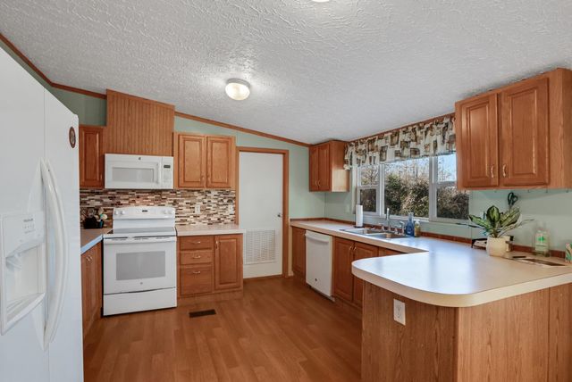 221 Lyman Lake Road, Lyman, SC 29365