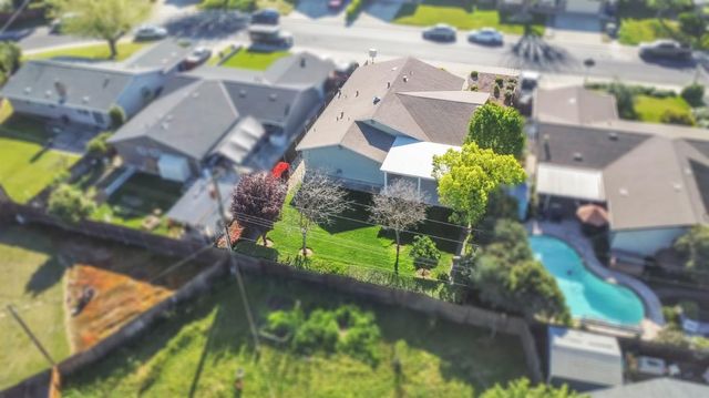 3914 Smithfield Way, Sacramento, CA 95826