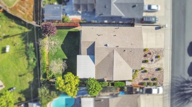 3914 Smithfield Way, Sacramento, CA 95826