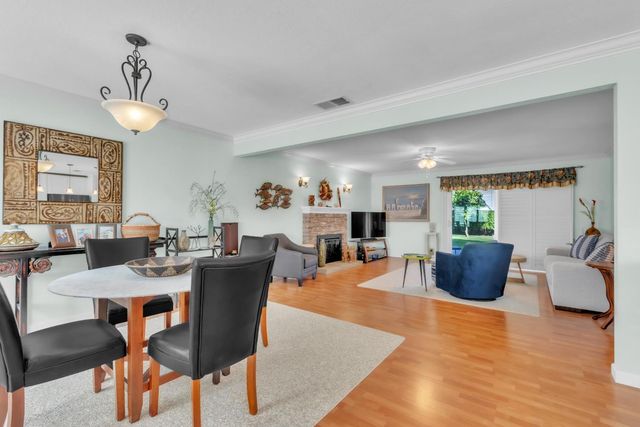 3914 Smithfield Way, Sacramento, CA 95826