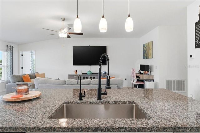 1923 RED LOOP, Lakeland, FL 33801