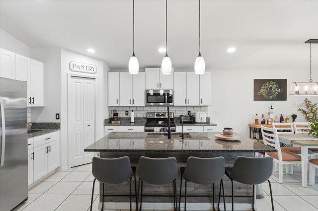 1923 RED LOOP, Lakeland, FL 33801