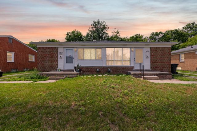 2464 Stieber Street, Westland, MI 48186