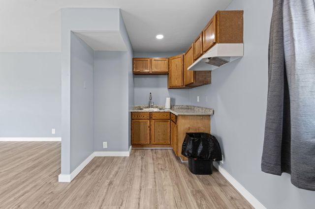 2464 Stieber Street, Westland, MI 48186