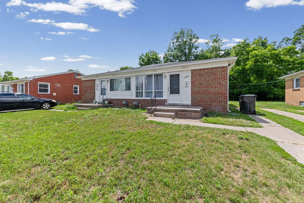 2464 Stieber Street, Westland, MI 48186