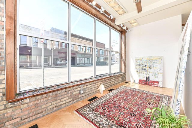 524 Milwaukee AVENUE, Burlington, WI 53105