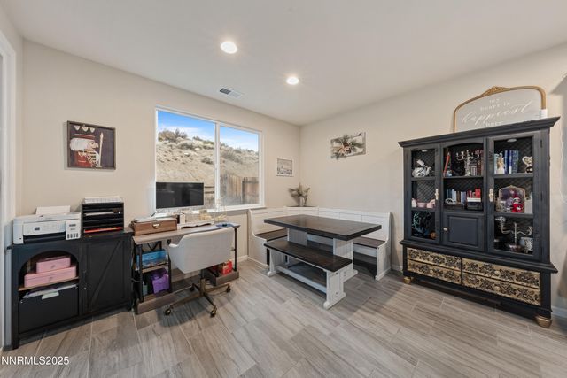 864 Tourmaline Drive, Carson City, NV 89705